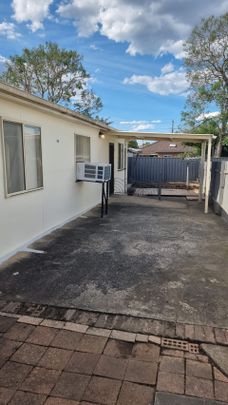 Well Kept Two Bedroom Granny Flat&excl; - Photo 1