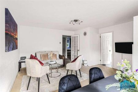 Lucas Gardens, London, N2 - Photo 2