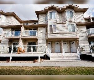 2 Bed 2 Bath Balcony Bisset SE Edmonton - Photo 1