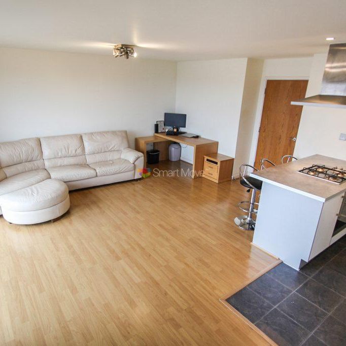 2 bedroom flat to rent - Photo 1