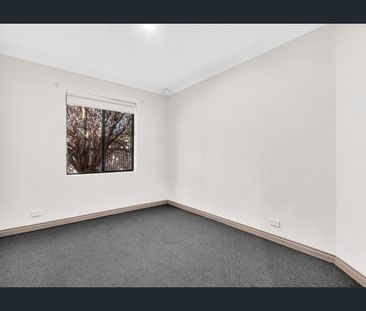 Easy-Care Unit! - Photo 1