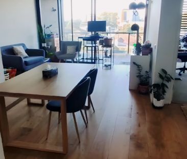 2 bed 1 bath - Photo 3