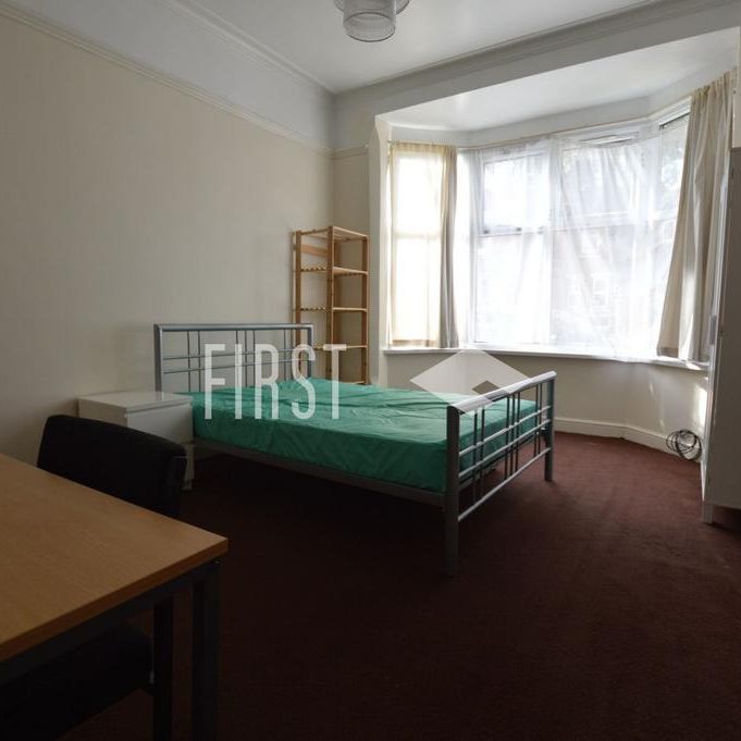 5 bedroom terraced house to rent - Photo 1