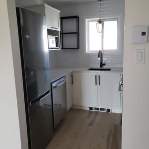 Magog... superbe 5 1/2 style condo - Photo 2