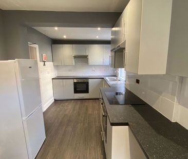 Hawarden Avenue, Liverpool - Photo 4