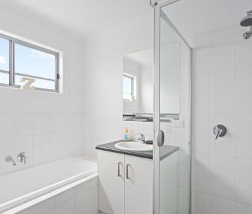 3A Penelope Avenue, Valley View SA 5093 - Townhouse For Rent | Domain - Photo 6