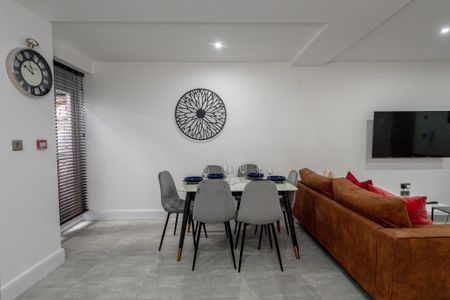 6 bedroom house to rent - Photo 5