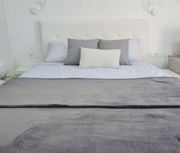 Estudio En alquiler Avenida Jose Maria del Campo Llarena, Distrito ... - Photo 6