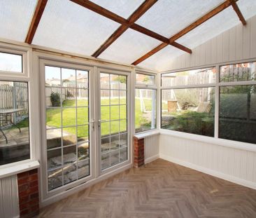 3 bedroom semi-detached house to rent - Photo 6