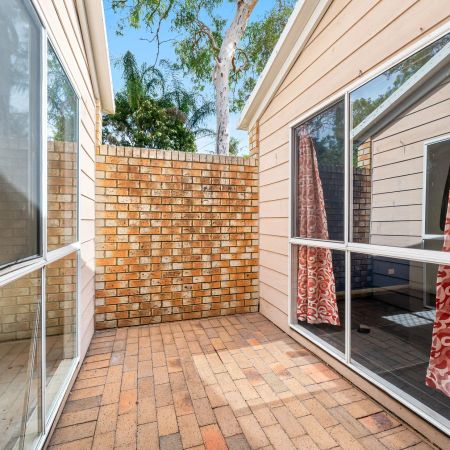 Perfect location, Perfect Price, Perfect Property! - Photo 2