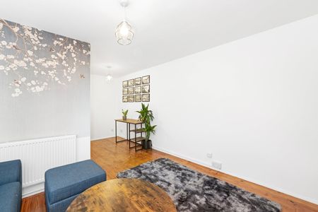 1 Bed Flat, Carew Court, SE14 - Photo 5