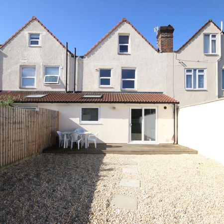 Double Room - Photo 4