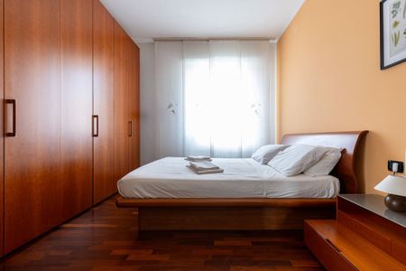 Via della Capinera, Milan, Lombardy 20147 - Photo 5