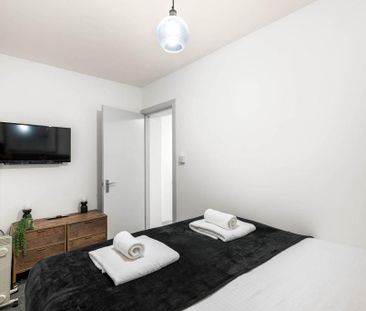 2 bedroom apartment to rent - Photo 3