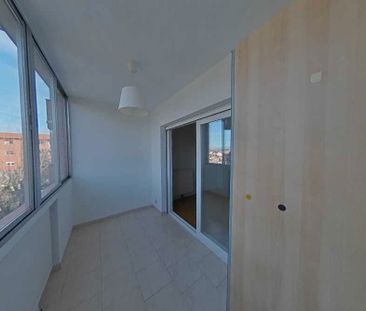 Apartamento de alquiler en Pueblo - Photo 2