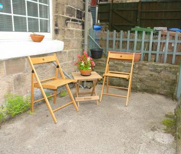 2 bedroom end of terrace house to rent - Photo 6