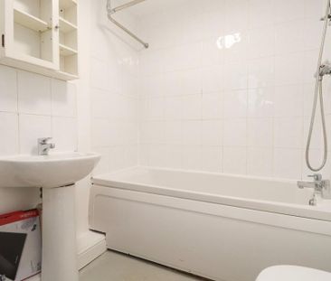 1 bedroom property to rent - Photo 4