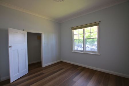 1 Caton Avenue, Coburg, VIC 3058 - Photo 4