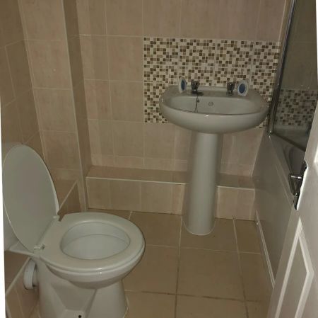 Flat 1, 90 West Crescent, Gravesend, DA12 2AB - Photo 5