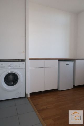 T1 Bis meublé - Quartier Mairie - Photo 3