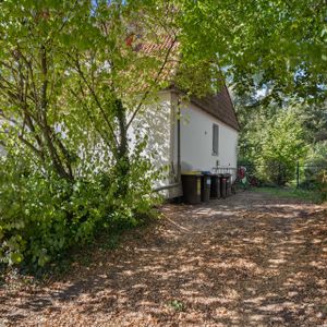 Bremen - Oberneuland |Attraktive 3-Zimmer-Wohnung mit Gartenblick – Ihr neues Zuhause in ruhiger Lage - Photo 2