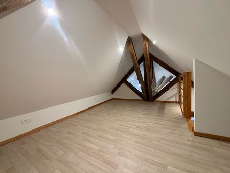 Location Appartement 3 pièces 74m² - Photo 3