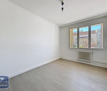 Location Appartement 4 pièces 86m² VILLEURBANNE 69100 - Photo 6