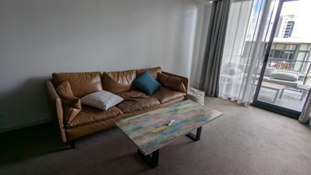 East Perth - Photo 4