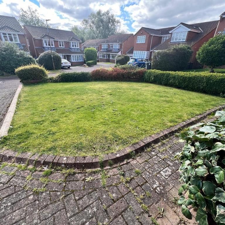 4 bedroom detached house to rent - Photo 1