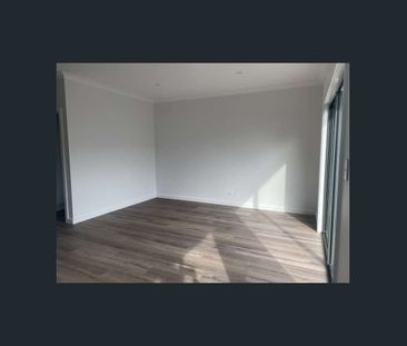 Lovely 3 bedroom family home - Photo 2