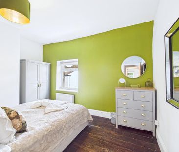 2 bedroom terraced house to rent - Photo 5