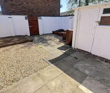 Greenside, Northampton, NN3 - Photo 3