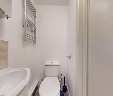 Studio to rent - Photo 6