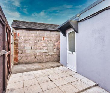 1 bedroom detached house to rent - Photo 5