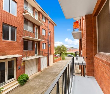 4/3 Western Cresent, Gladesville, NSW 2111 - Photo 3