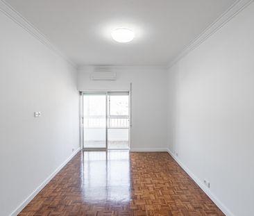 APARTAMENTO T4 EM ALMADA - VISTA RIO - 5 MIN DO BARCO PARA LISBOA - Photo 4