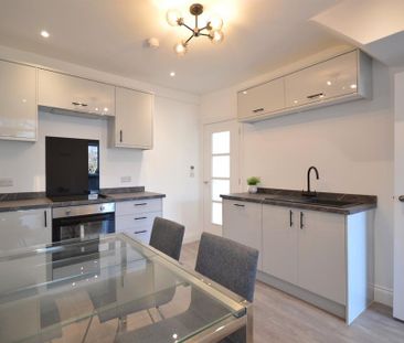 3 bedroom semi-detached house to rent - Photo 6