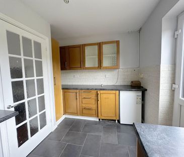 2 bedroom semi-detached house to rent - Photo 3