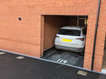 2 bedroom apartment to rent - Photo 4