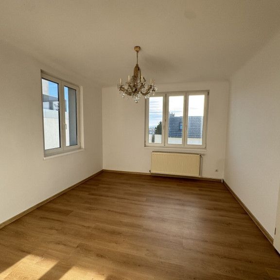 Haus am Schafberg mit viel Platz und Garten - Photo 1