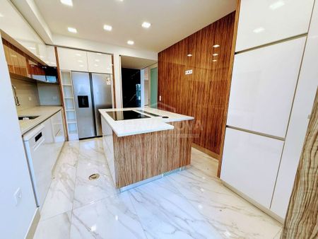 Luxury Flat for rent in Vila Nova de Gaia, Distrito do Porto - Photo 2