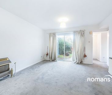 2 bedroom maisonette to rent - Photo 2