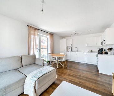 2 bedroom flat to rent - Photo 2