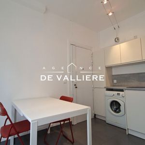 Location Appartement 2 pièces 21m² SURESNES 92150 - Photo 2