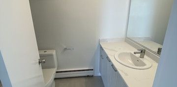 YORK HOUSE - Photo 2