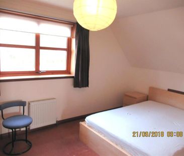 4 bedroom detached house to rent - Photo 4