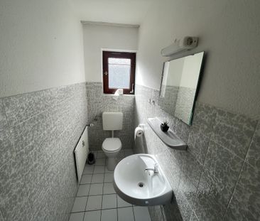 Helle 3-Zimmer-Wohnung mit Balkon und Garage - Foto 4