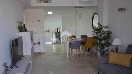 2 bedroom, 2 bathroom apartment in Punta Prima only 150m from the beach! - Foto 2