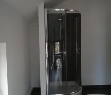 Wohnen wie im Schloß - 3 Zi.-Whg. mit Balkon, Kachelöfen und großem... - Photo 1