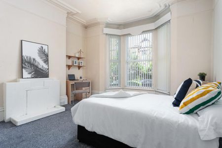 3 bedroom apartment to rent - Photo 5